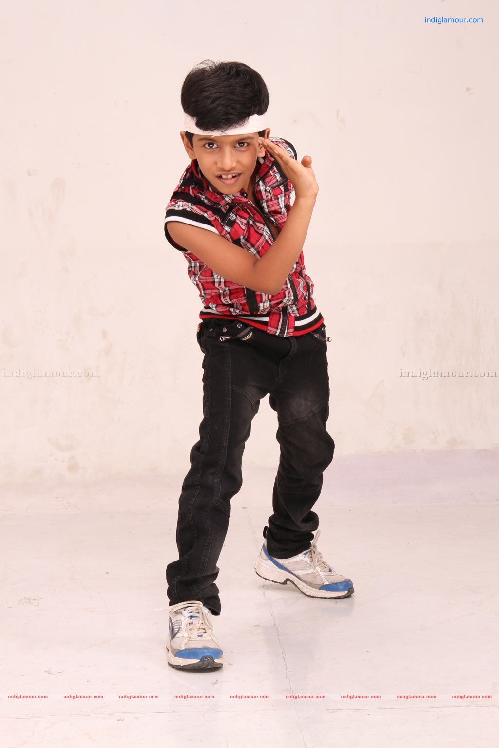 Chutty Paiyanum Nanghu Thirudargalum Movie hd photo
