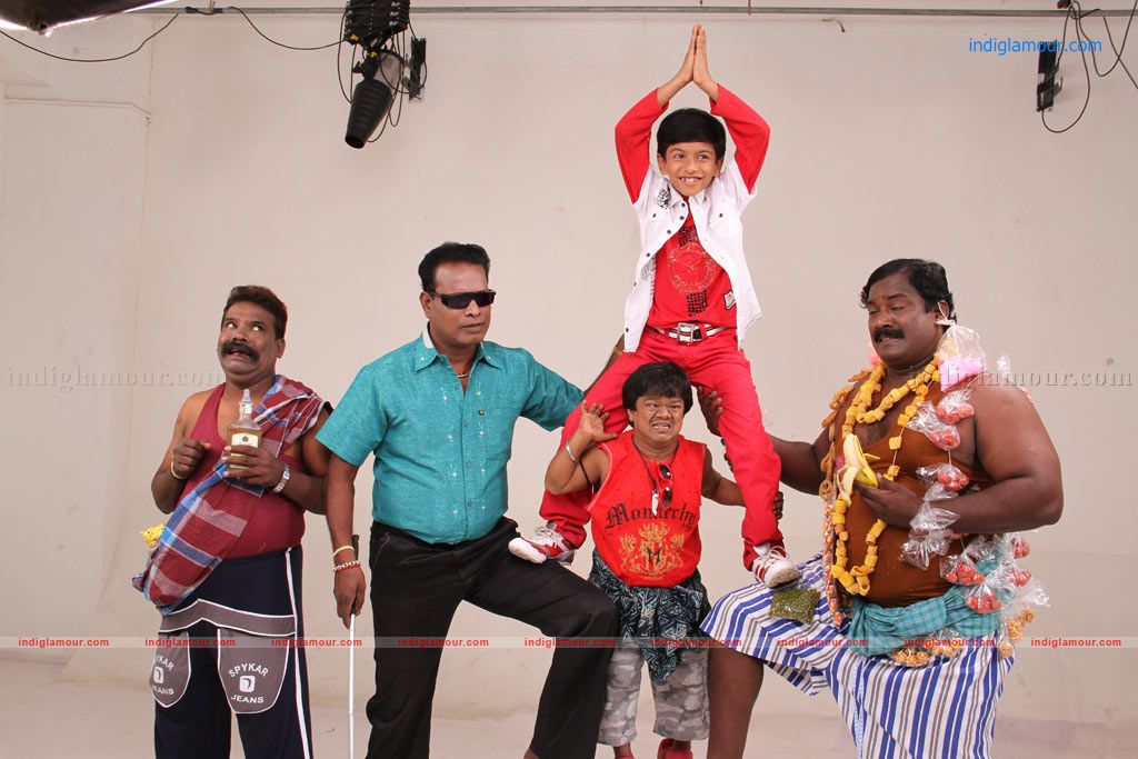 Chutty Paiyanum Nanghu Thirudargalum Movie hd photo