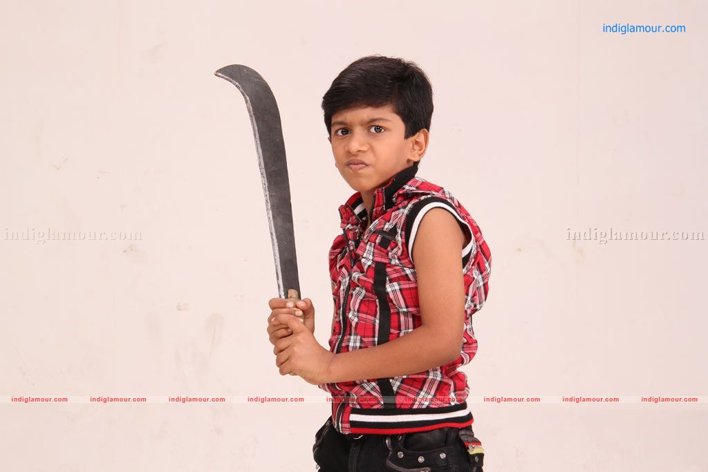 Chutty Paiyanum Nanghu Thirudargalum Movie hd photo
