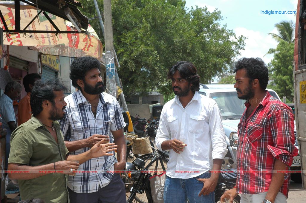 Mudhal Thagaval Arikkai Movie hd photo