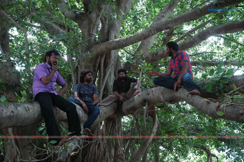 Mudhal Thagaval Arikkai Movie hd photo
