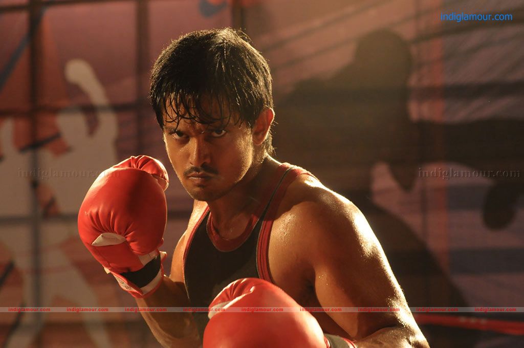 Naan Rajavaga Pogiren Movie hd photo