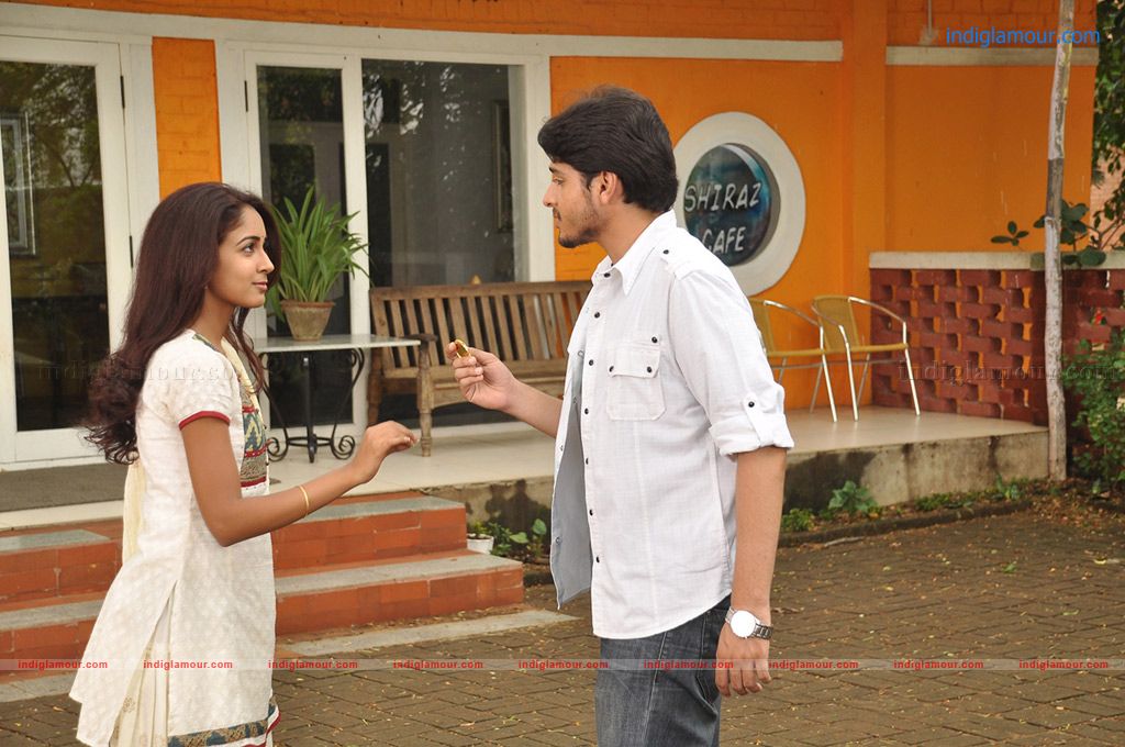 Konjam Koffee Konjam Kaadhal Movie hd photo