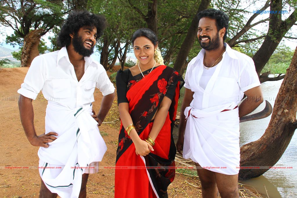 Kizhakku Paartha Veedu Movie hd photo