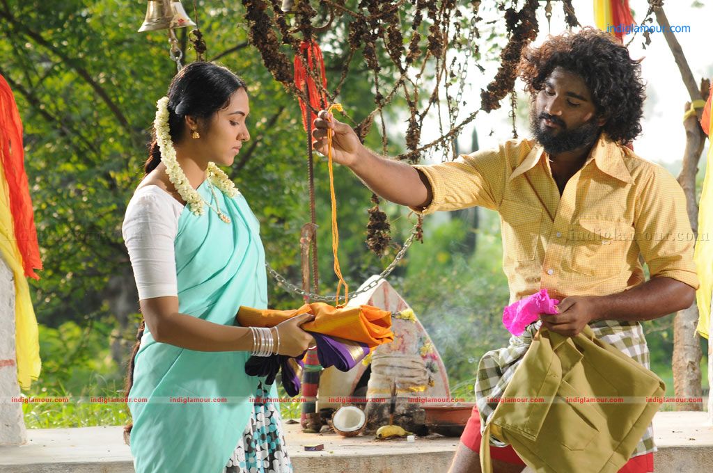 Kizhakku Paartha Veedu Movie hd photo