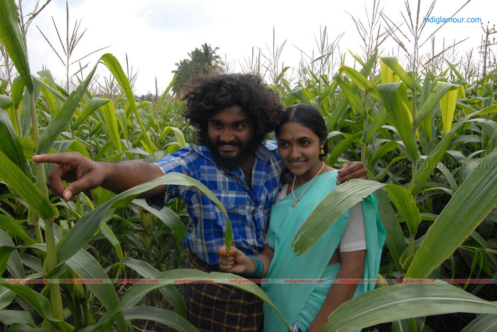 Kizhakku Paartha Veedu Movie hd photo