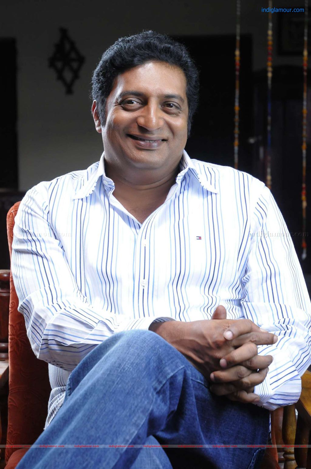 Pen Adimai Illai Movie hd photo