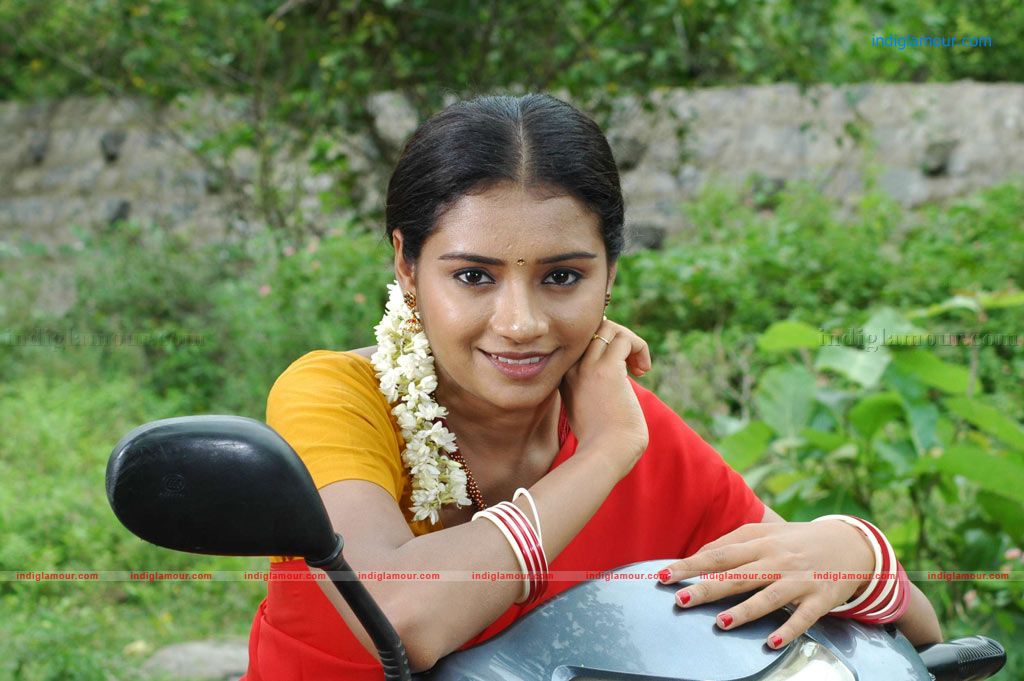 Vellachi Movie hd photo