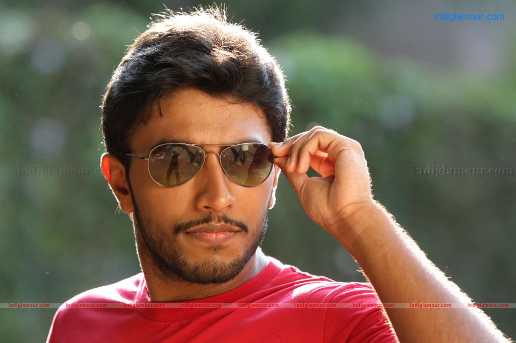 Nandanam Movie hd photo