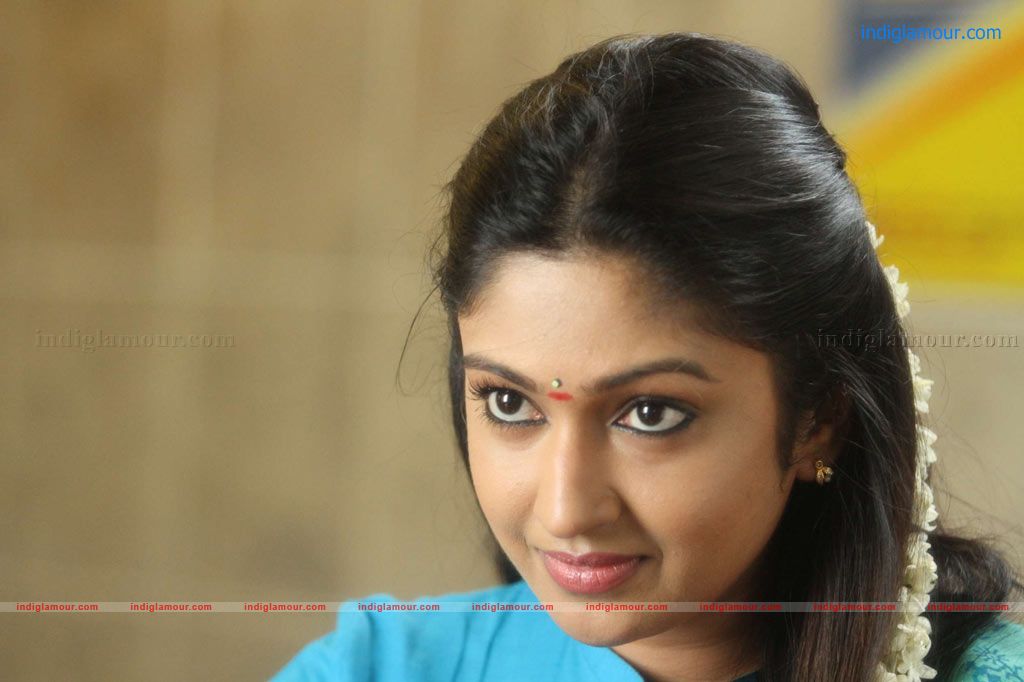 Nandanam Movie hd photo