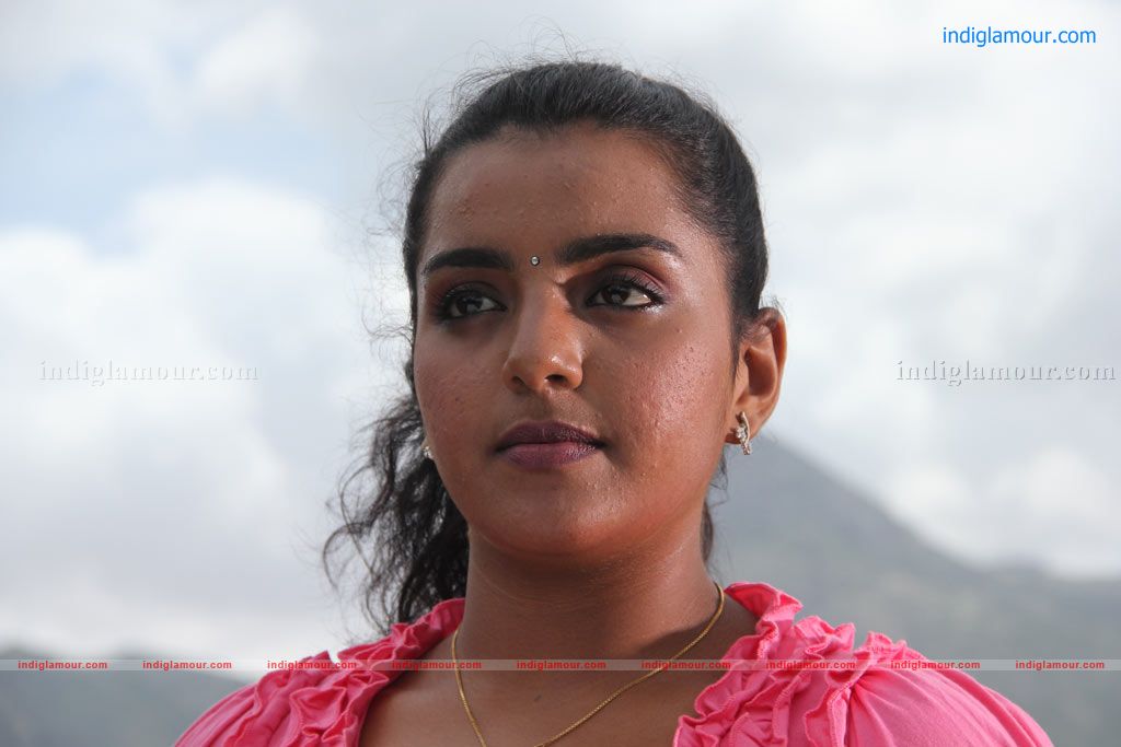 Bhuvana Kaadu Movie hd photo