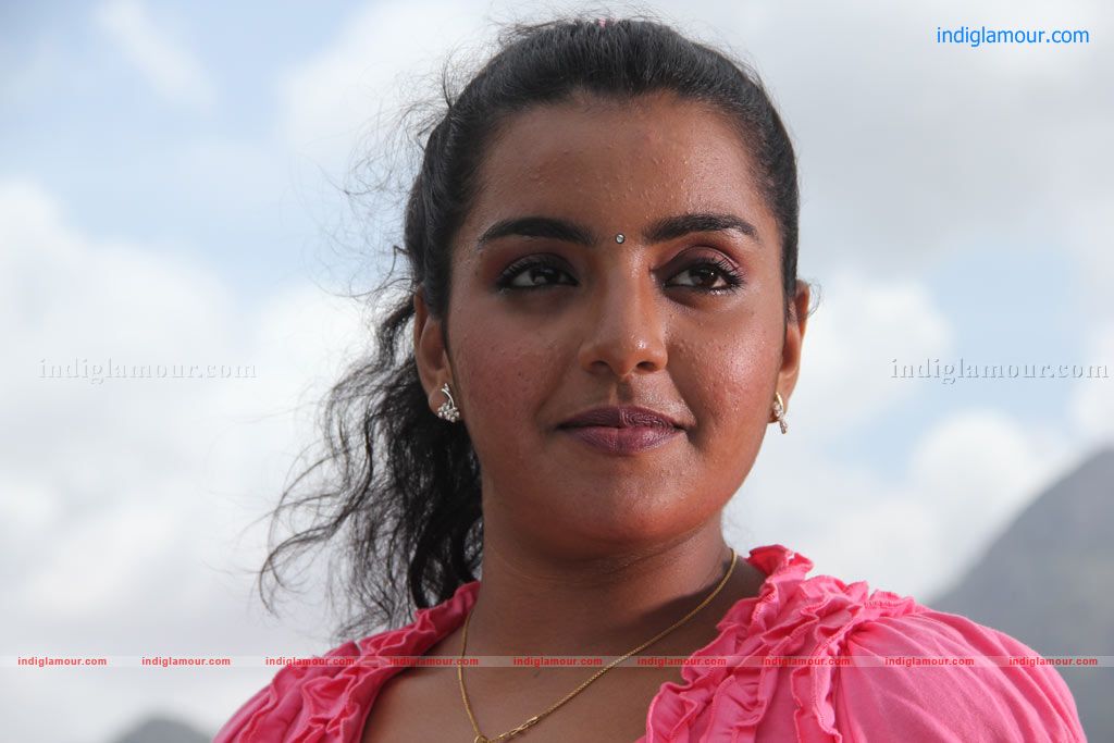 Bhuvana Kaadu Movie hd photo