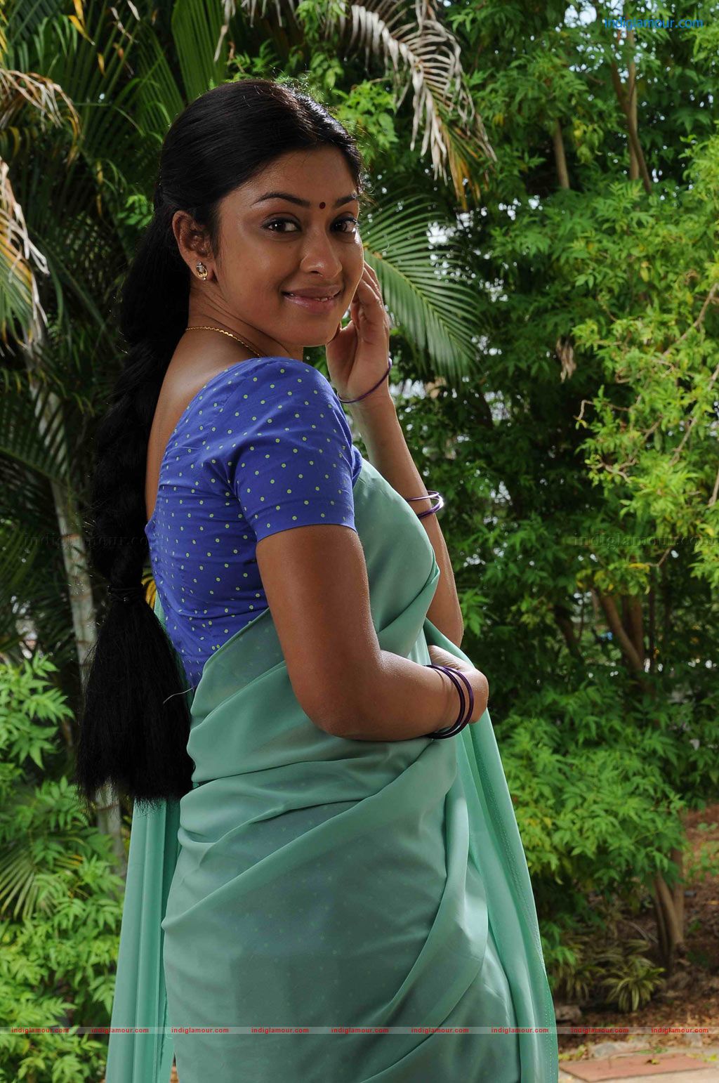 Therodum Veedhiyile Movie hd photo