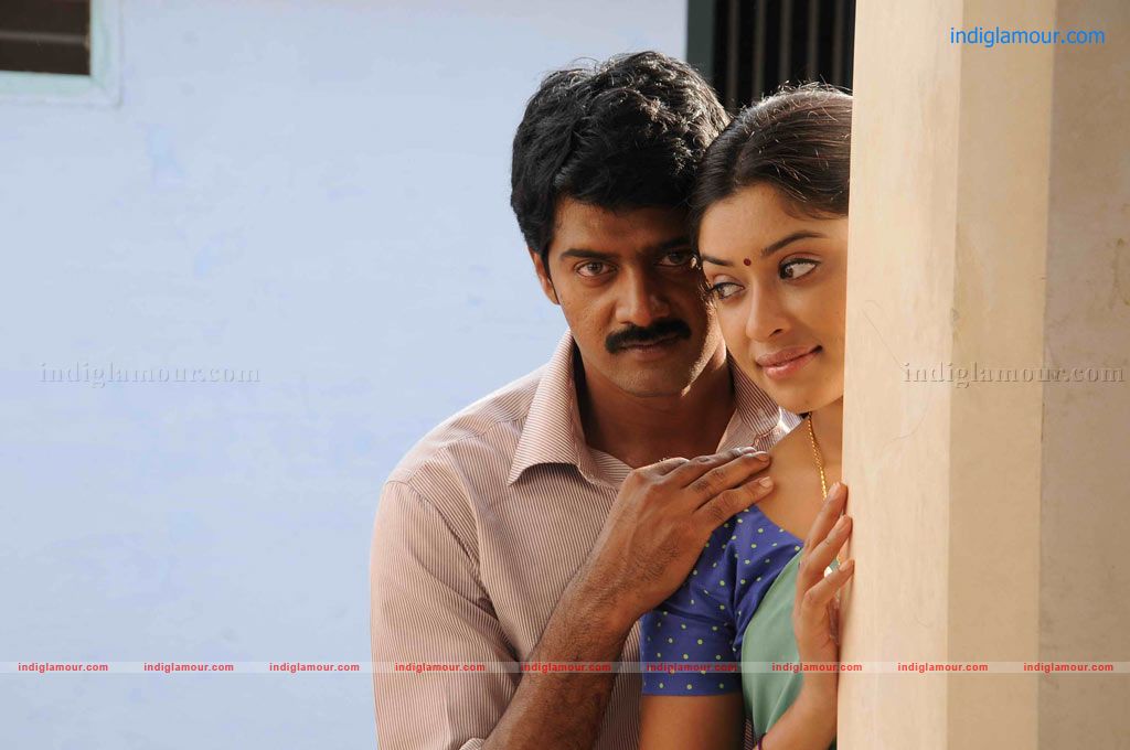 Therodum Veedhiyile Movie hd photo