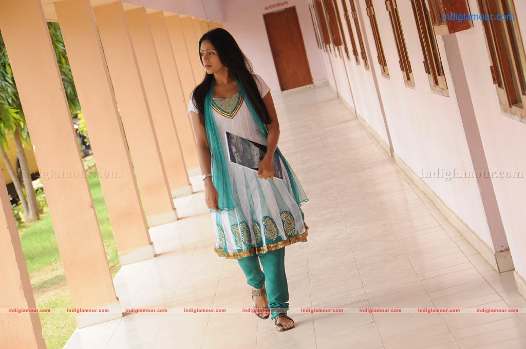 Aandava Perumal Movie hd photo