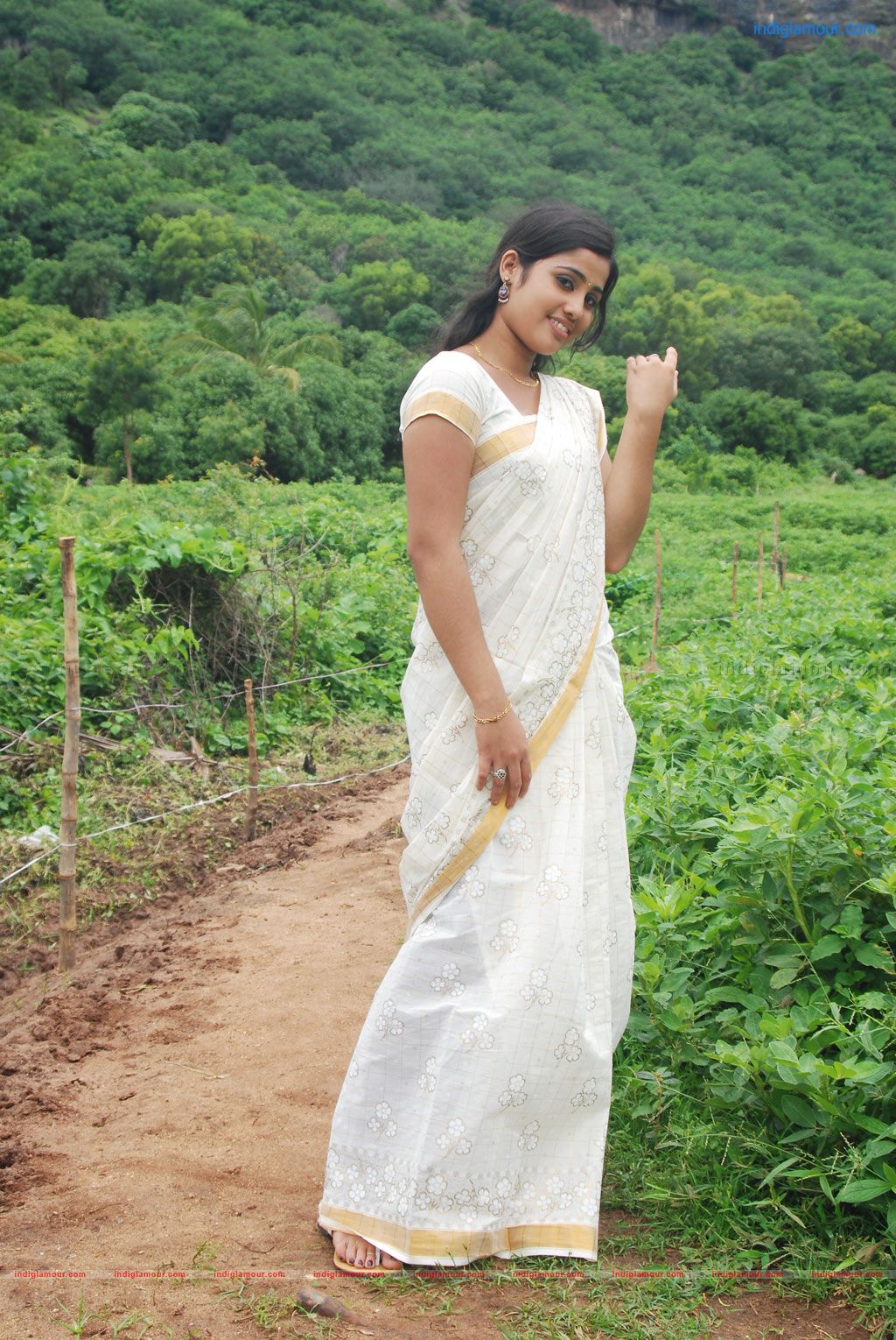 Solla Matten Movie hd photo