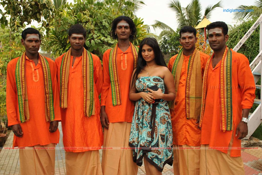 Vennilavin Arangetram Movie hd photo