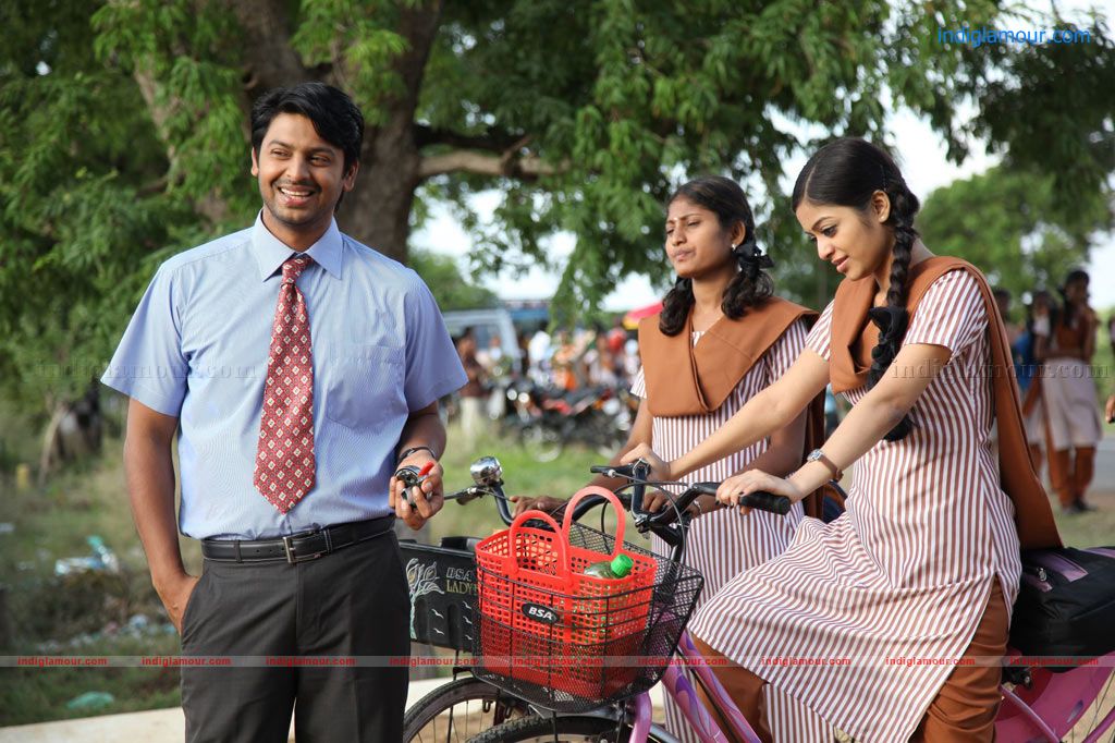 Paagan Movie hd photo