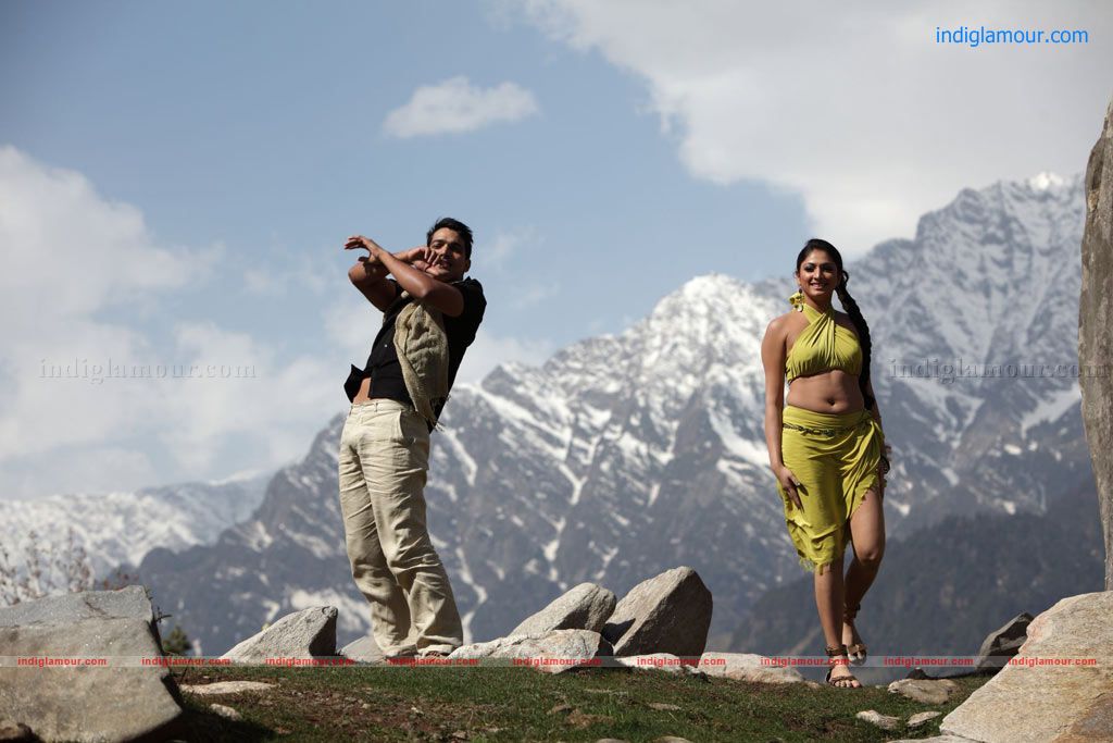 Thulli Ezhunthathu Kadhal Movie hd photo