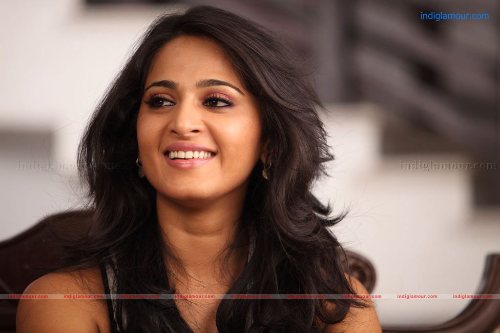 Thulli Ezhunthathu Kadhal Movie hd photo