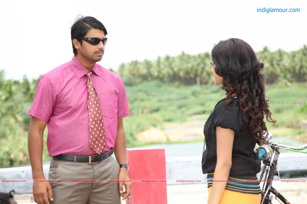 Paagan Movie hd photo