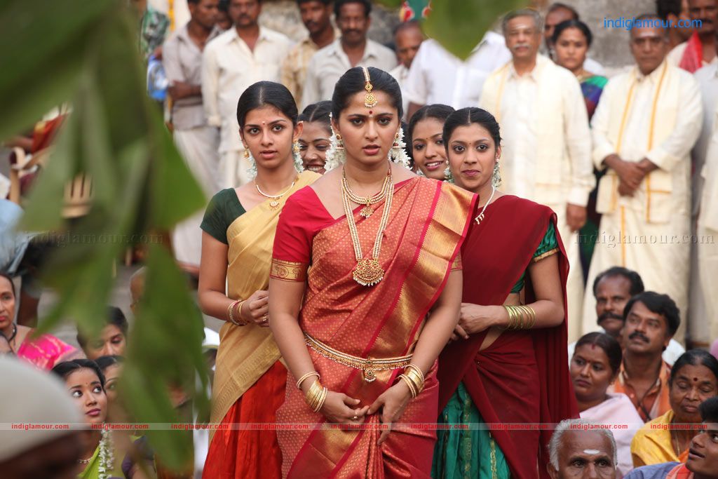 Thandavam Movie hd photo