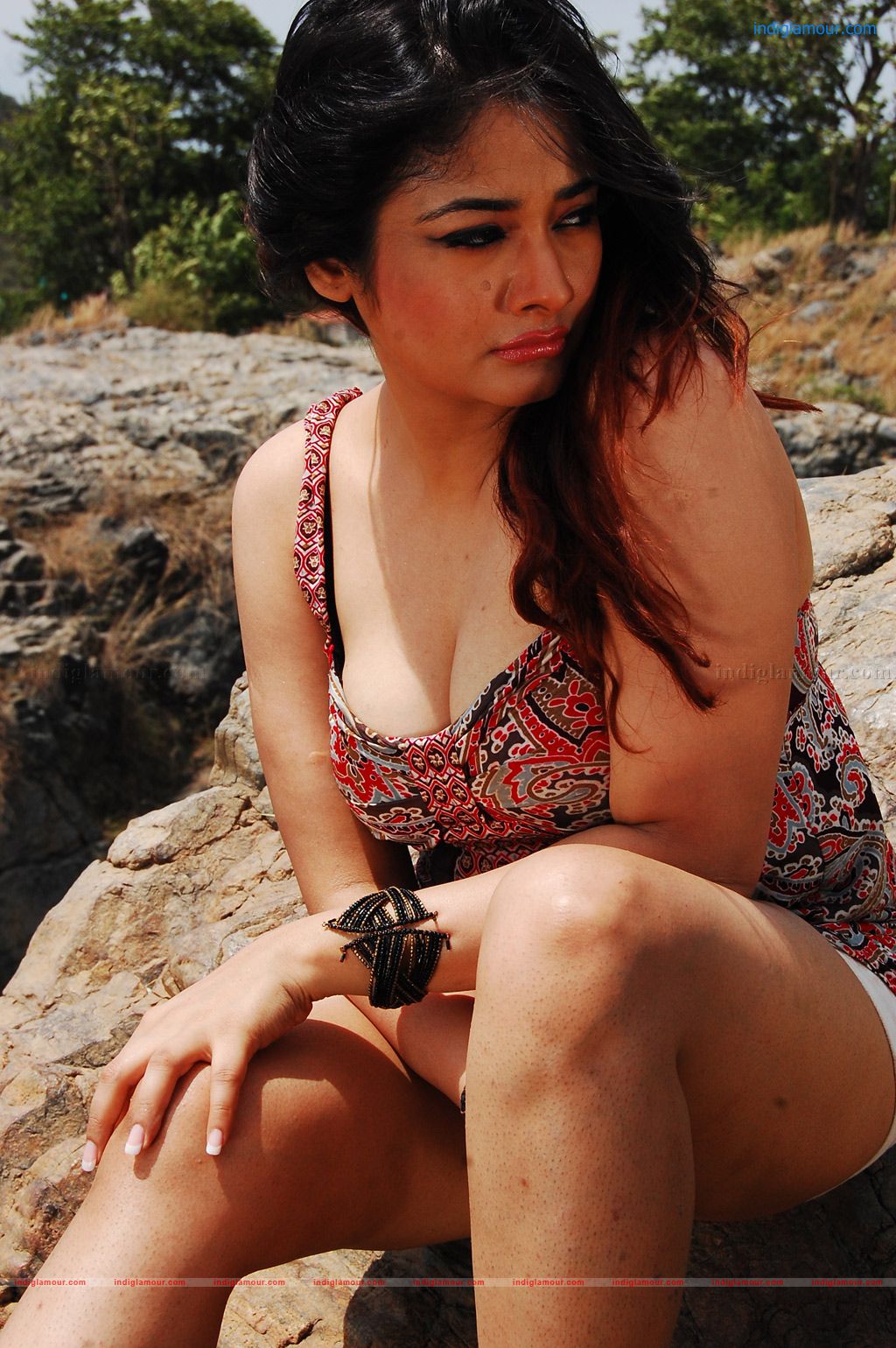 Ilamai Oonjal Movie hd photo