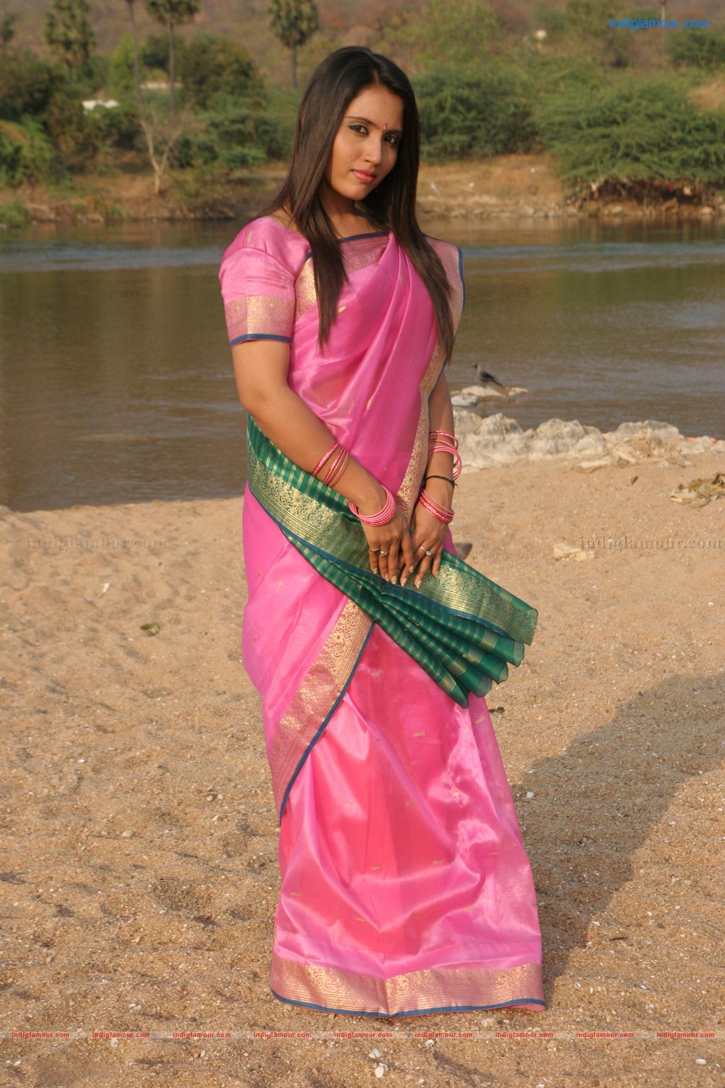 Ilamai Oonjal Movie hd photo