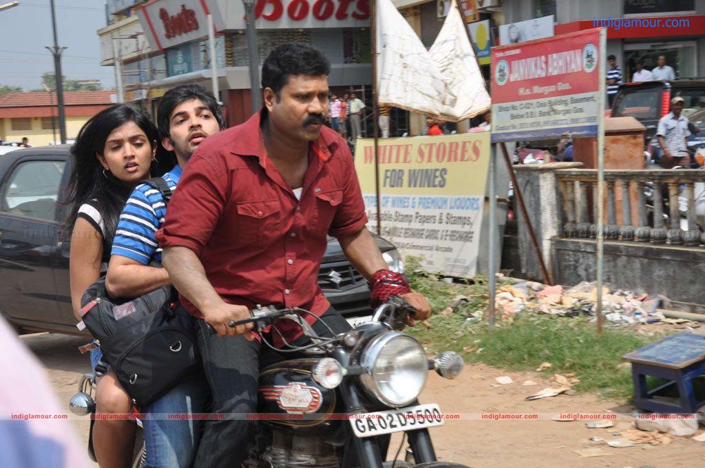 Oduthalam Movie hd photo