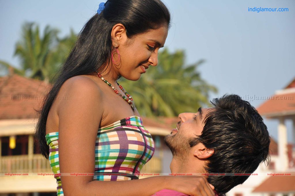Oduthalam Movie hd photo