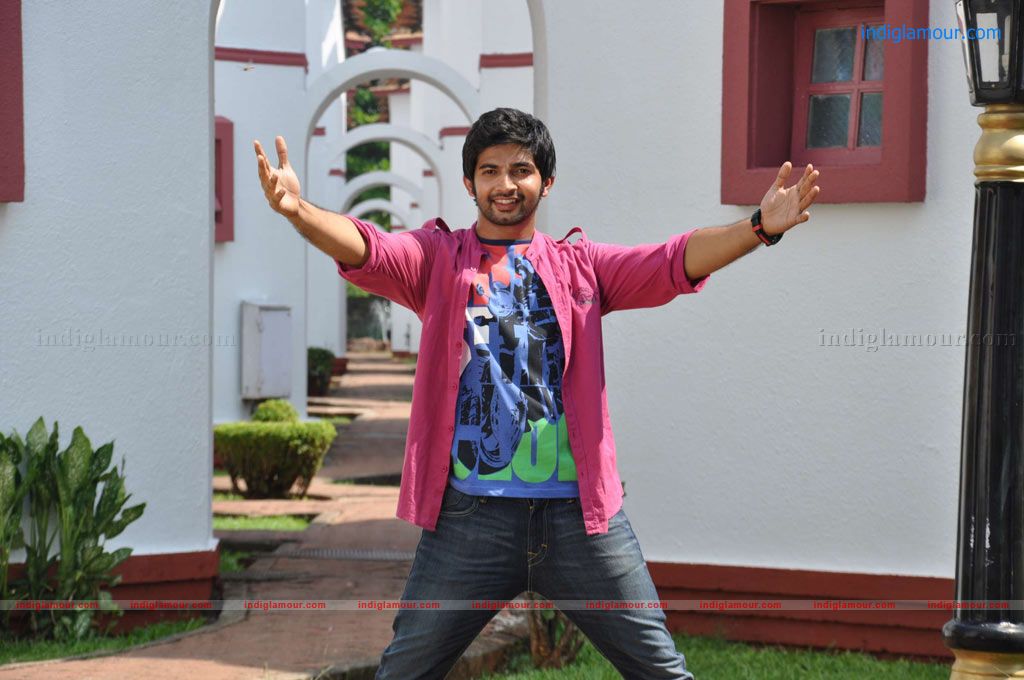 Oduthalam Movie hd photo
