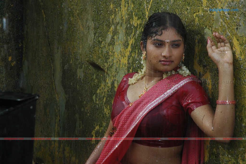 Konjum Mainakkale Movie hd photo