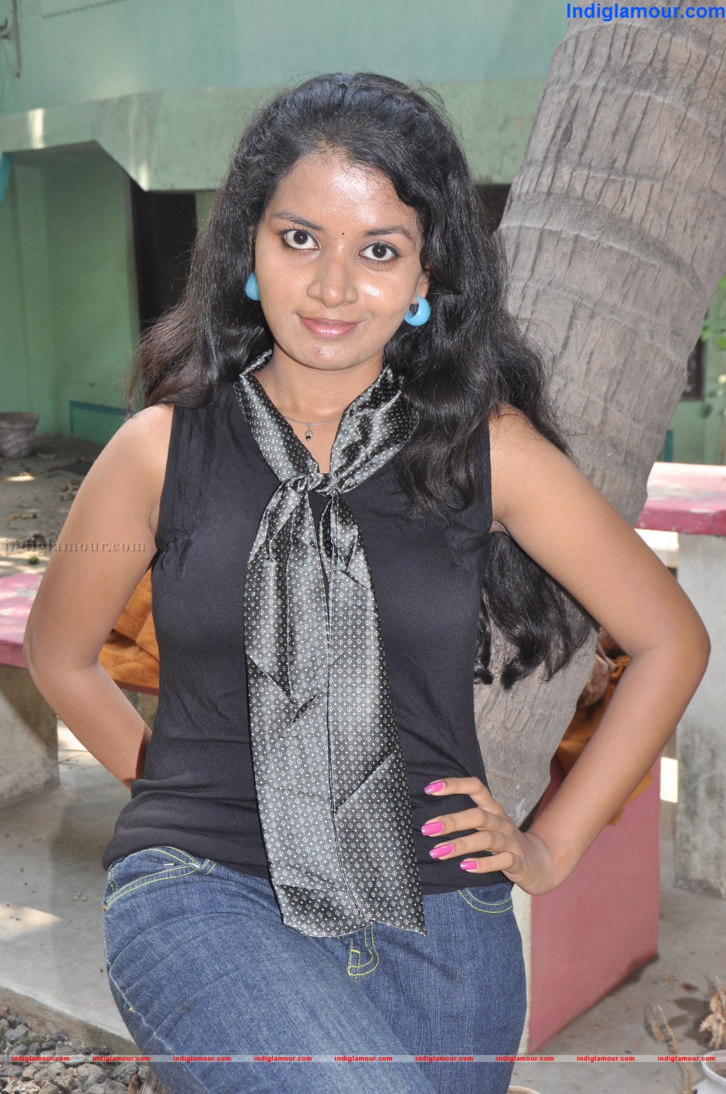 Unakku 20 Enakku 40 Movie Movie hd photo