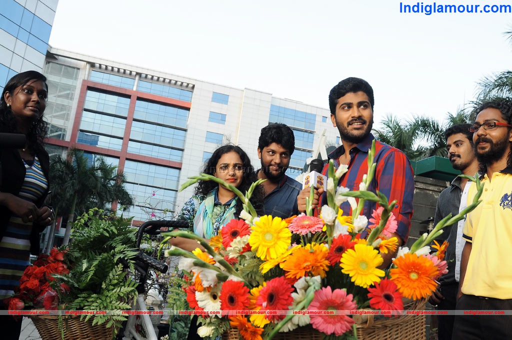 JK Ennum Nanbain Vaazhkai Movie hd photo
