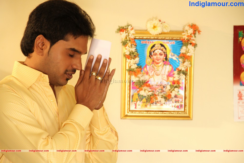 Kizhakku Santhu Kathavu En 108 Movie hd photo