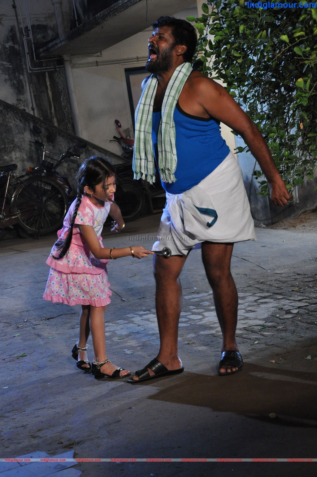 Chithiraiyil Nila Choru Movie hd photo