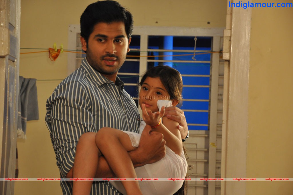 Chithiraiyil Nila Choru Movie hd photo