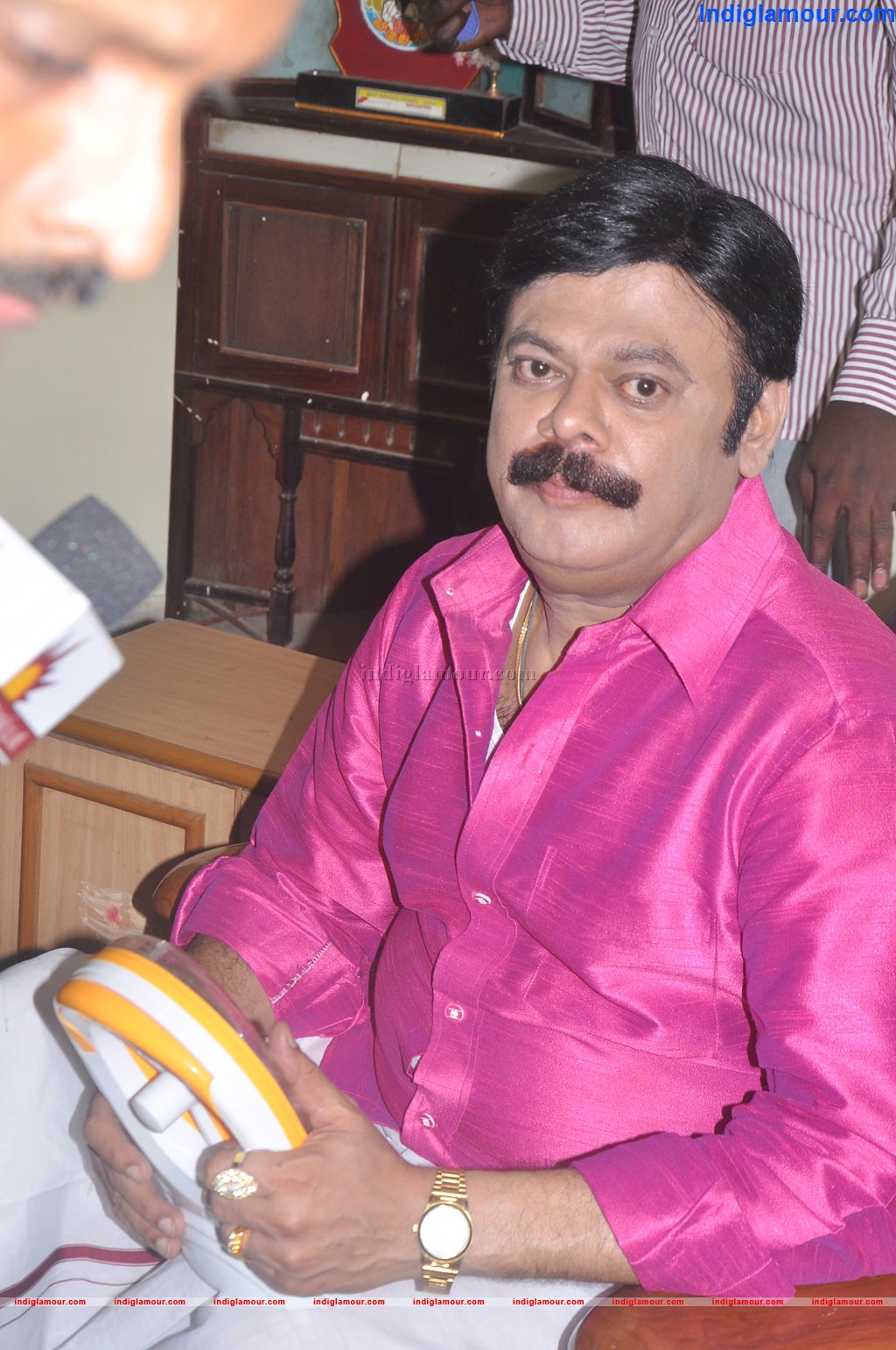 Manam Nilluna Nikkadhadi Movie hd photo