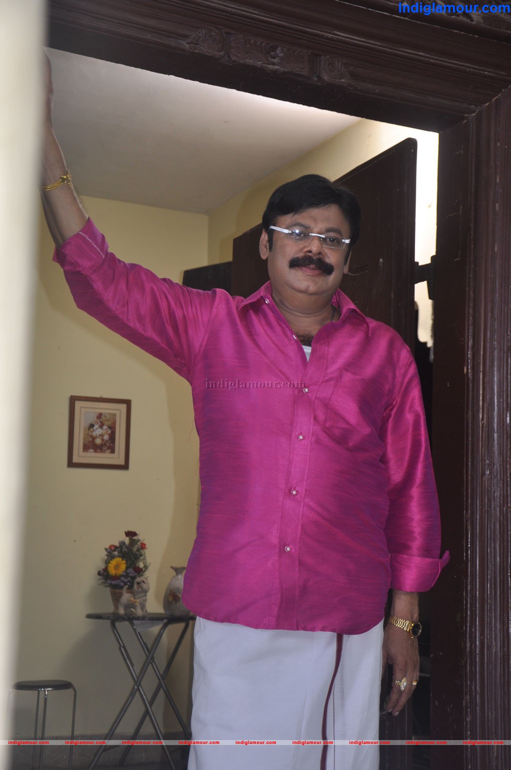 Manam Nilluna Nikkadhadi Movie hd photo