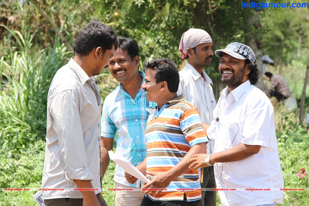 Mugam Nee Agam Naan Movie hd photo