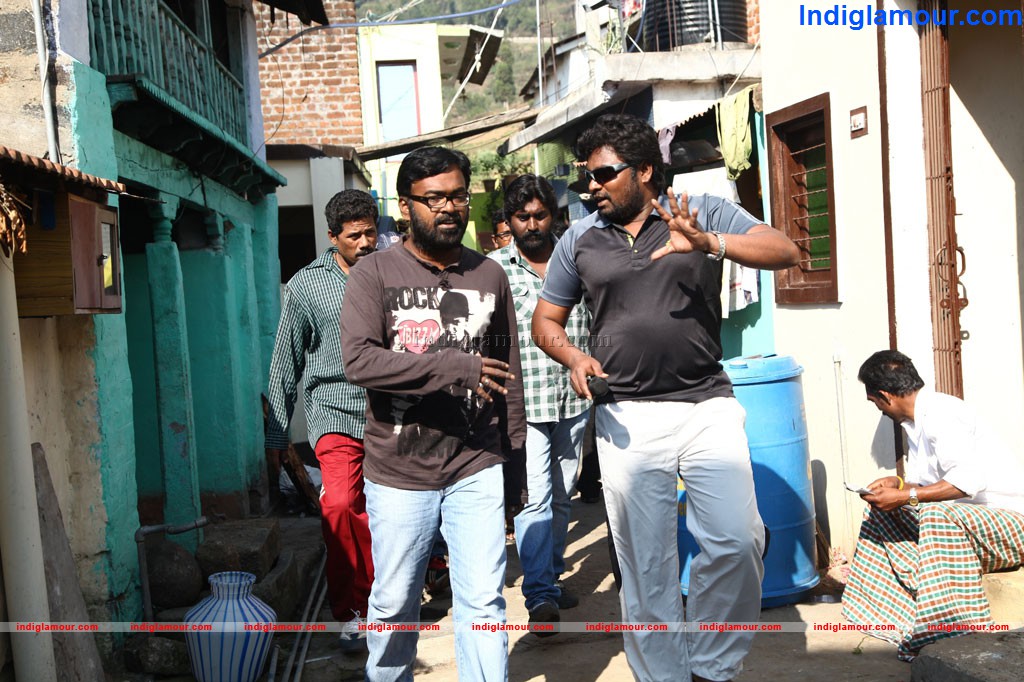 Jannal Oram Movie hd photo