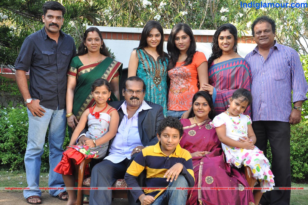 Summa Nachunu Irukku Movie hd photo