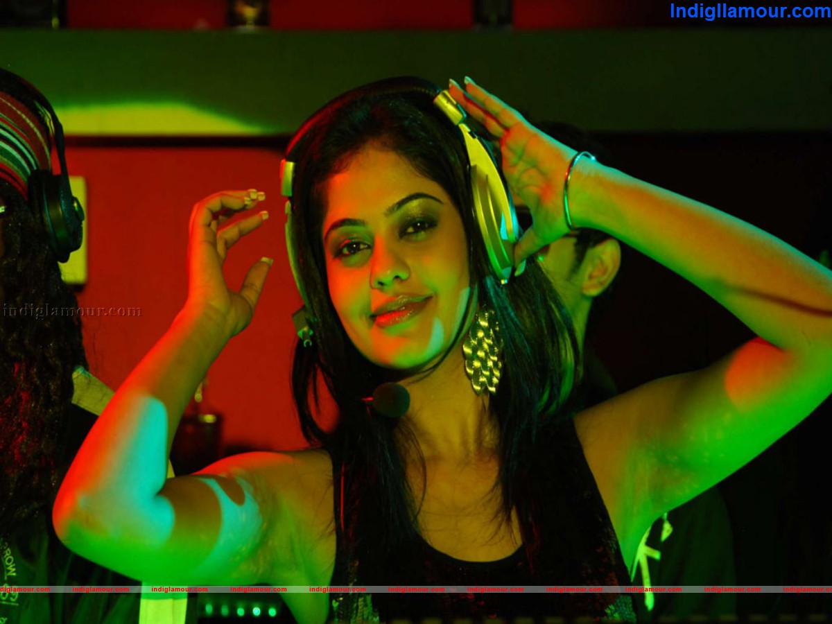 Jameen Movie hd photo