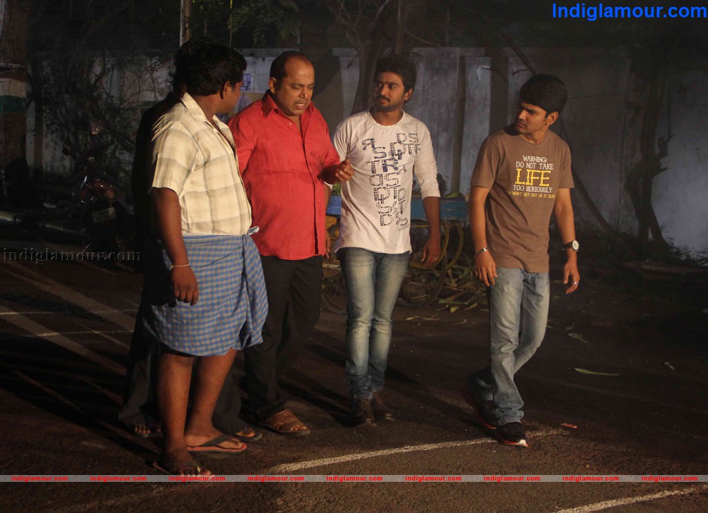 Thampi Ramaiah Turns Singer Movie hd photo