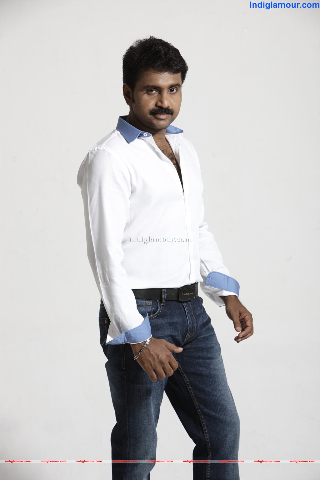 MaanathilMayam Seithai Movie hd photo