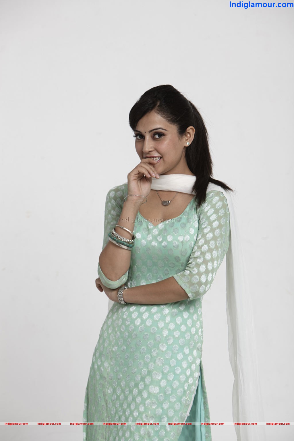 MaanathilMayam Seithai Movie hd photo