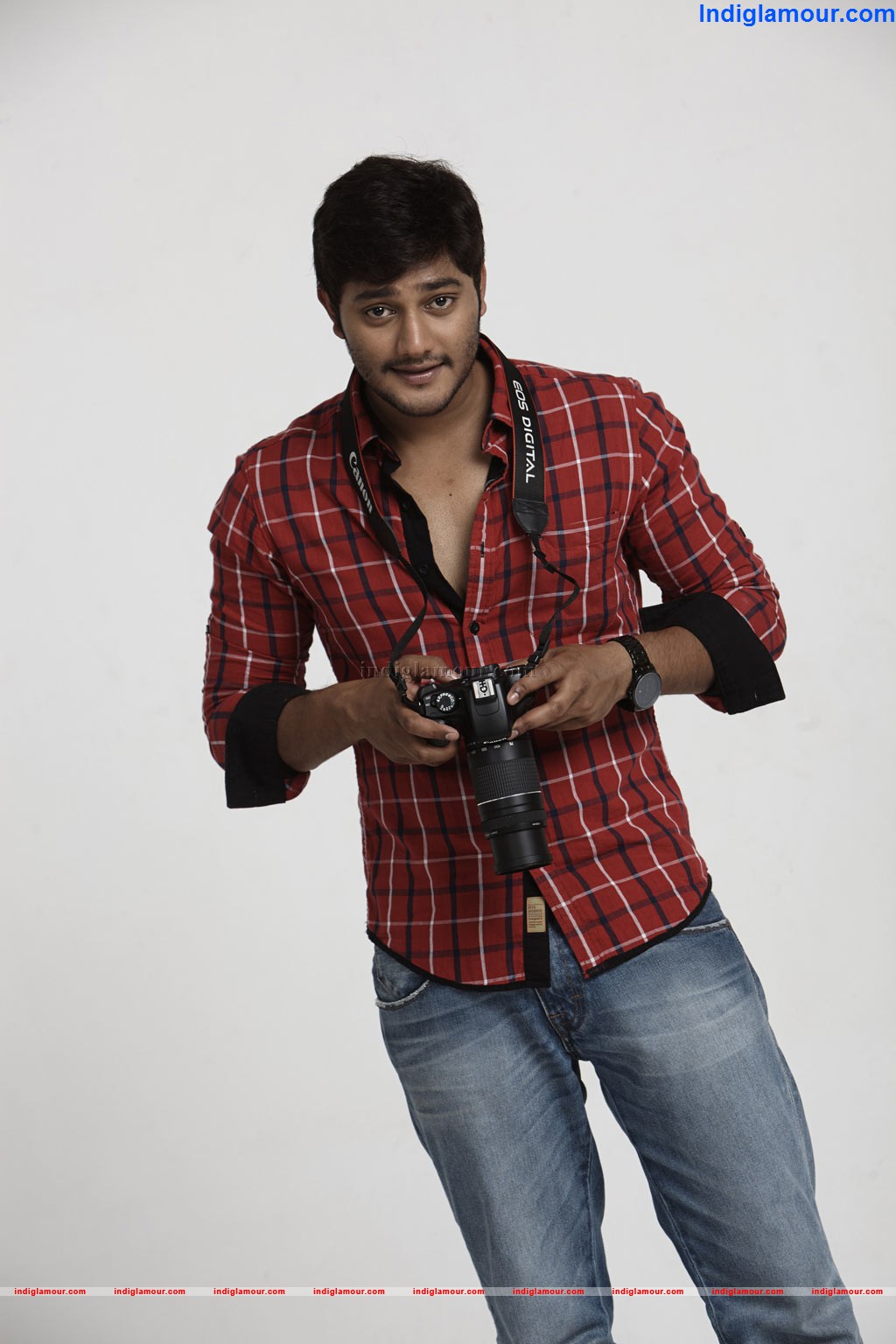 MaanathilMayam Seithai Movie hd photo