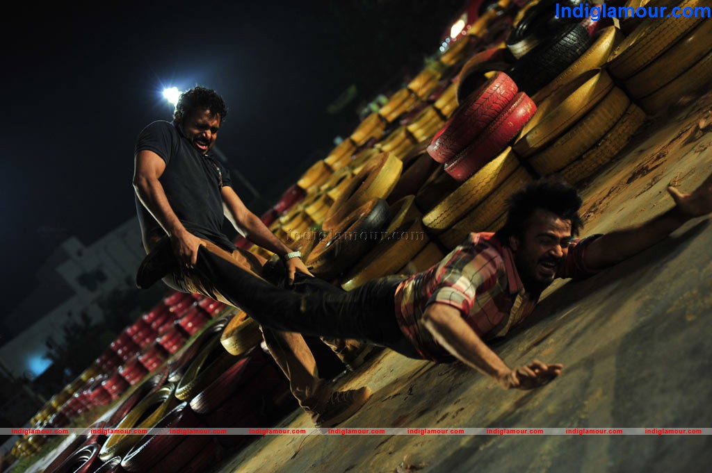 MaanathilMayam Seithai Movie hd photo