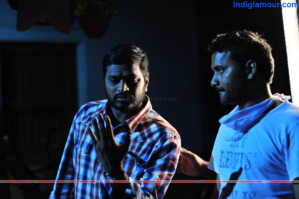 MaanathilMayam Seithai Movie hd photo