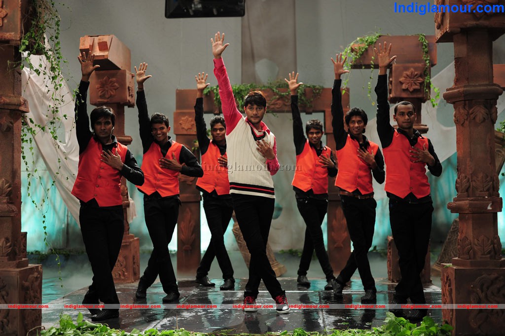 MaanathilMayam Seithai Movie hd photo
